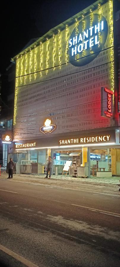 Shanthi Residency Pathanāmthitta Exteriér fotografie